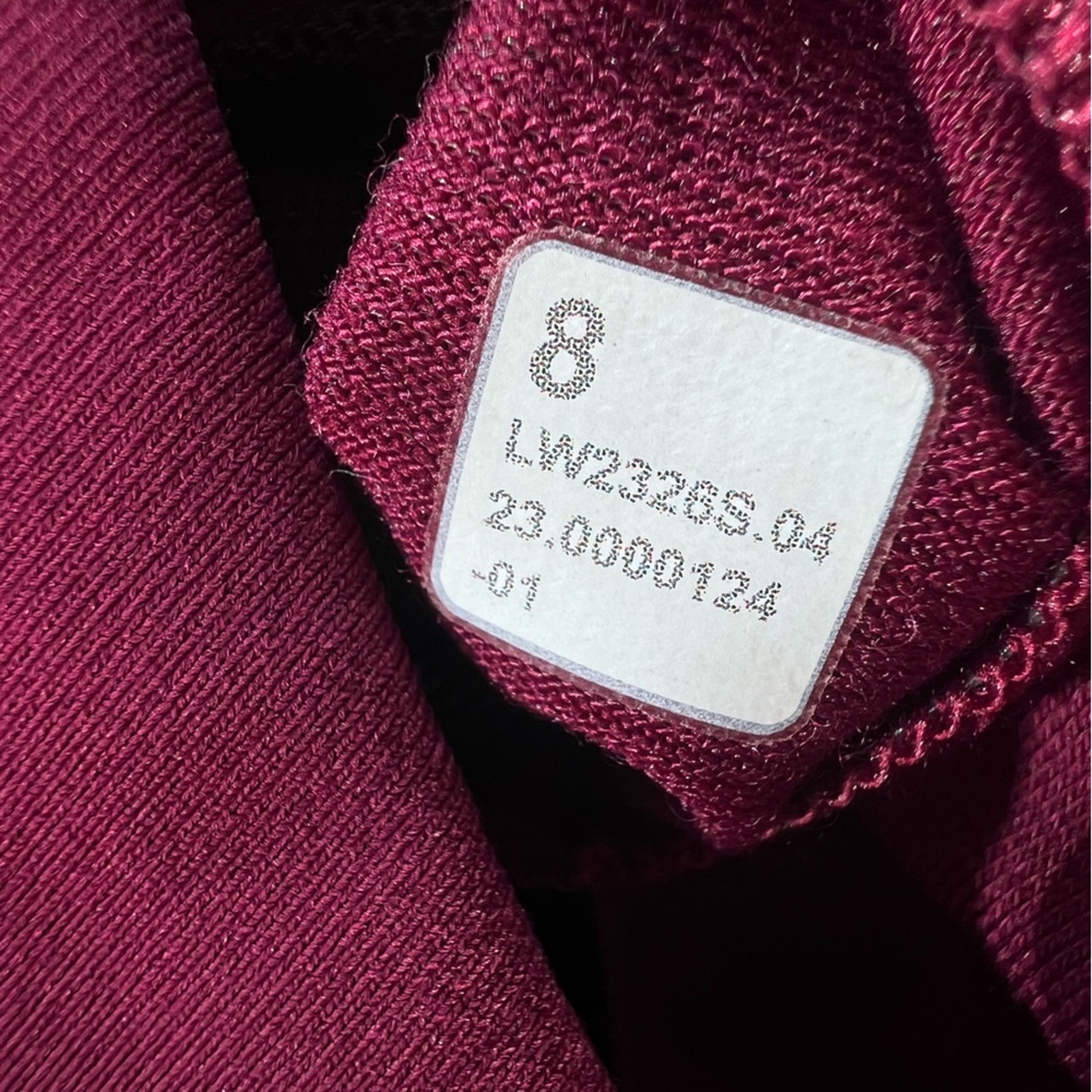 Lululemon Energy Bra size 8  plum maroon 
Red Grape - Picture 7 of 7